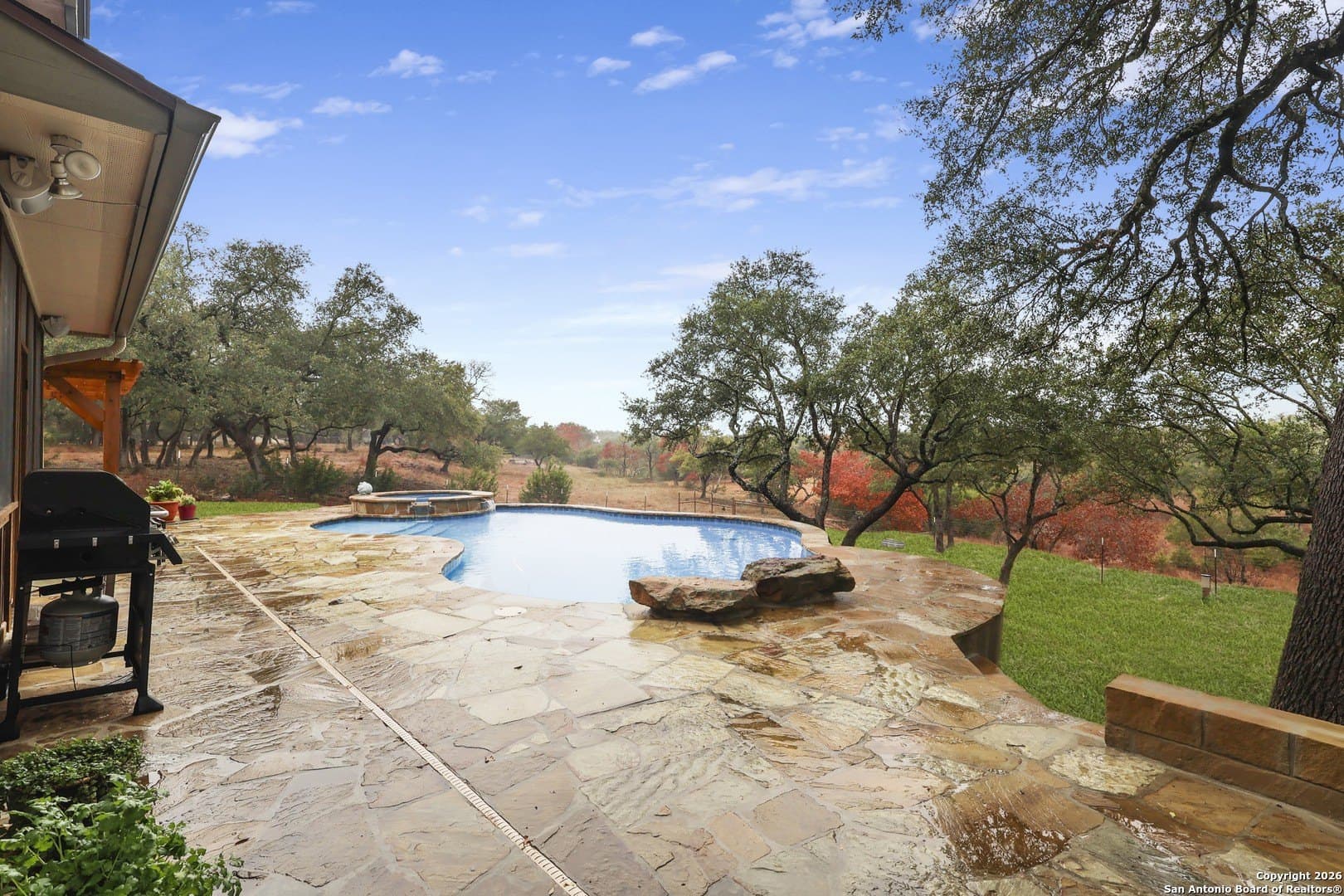 12.88 acres in Comal County - photo 7