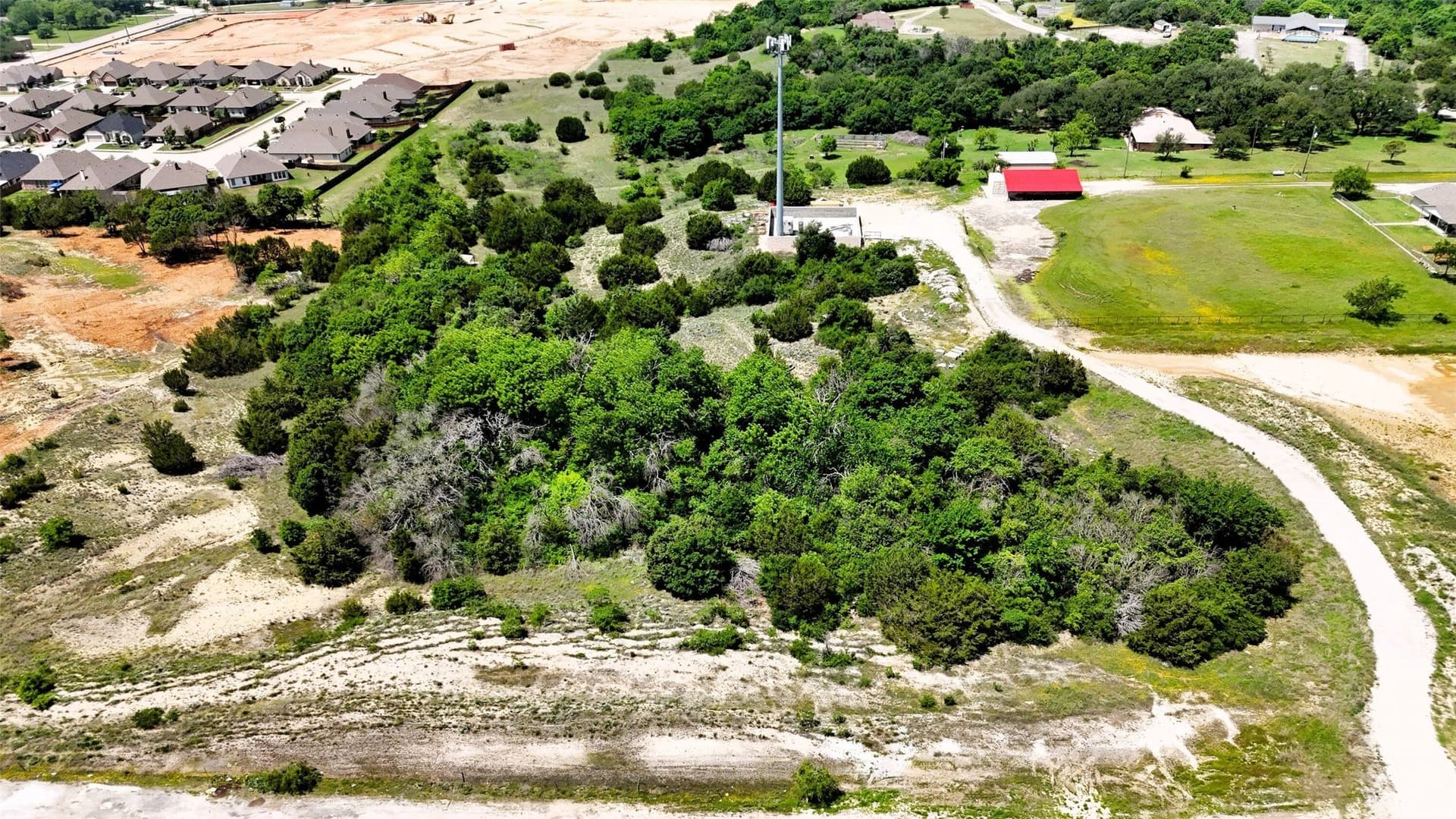 5.61 acres in Parker County gallery image 2