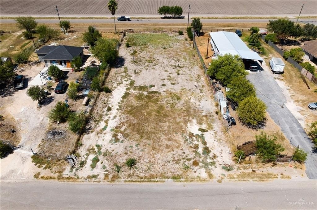 0.5 acres in Hidalgo County - photo 4