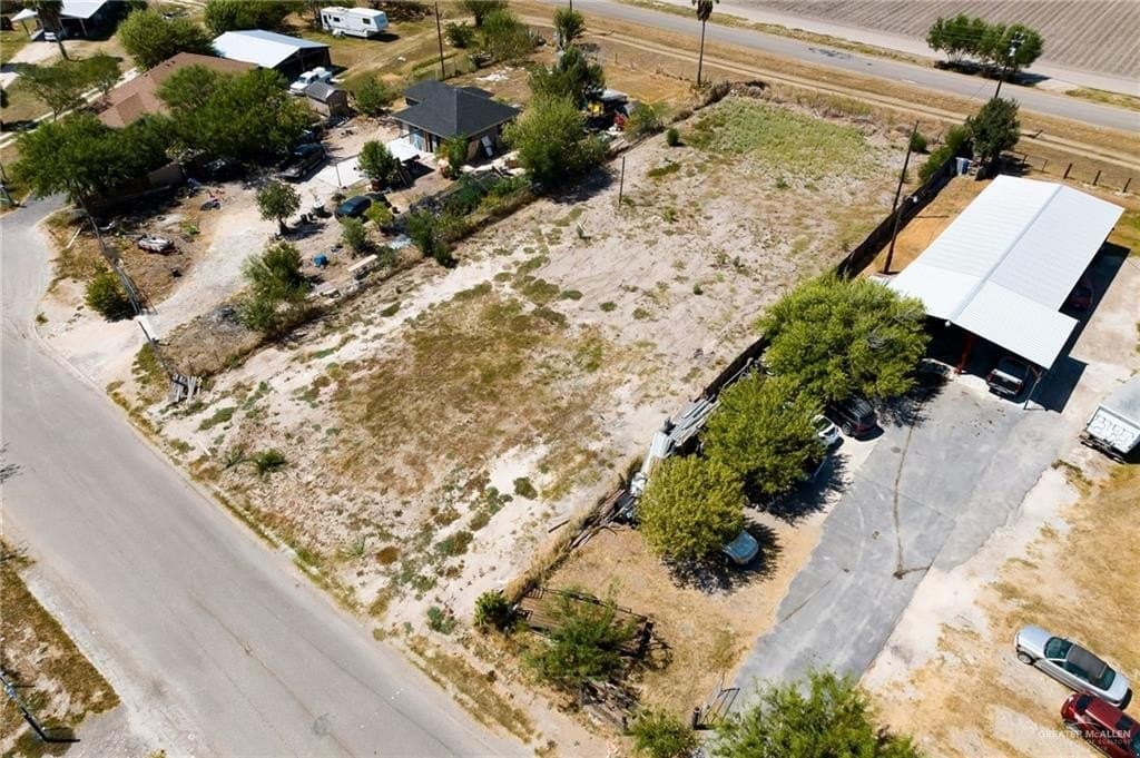 0.5 acres in Hidalgo County - photo 5