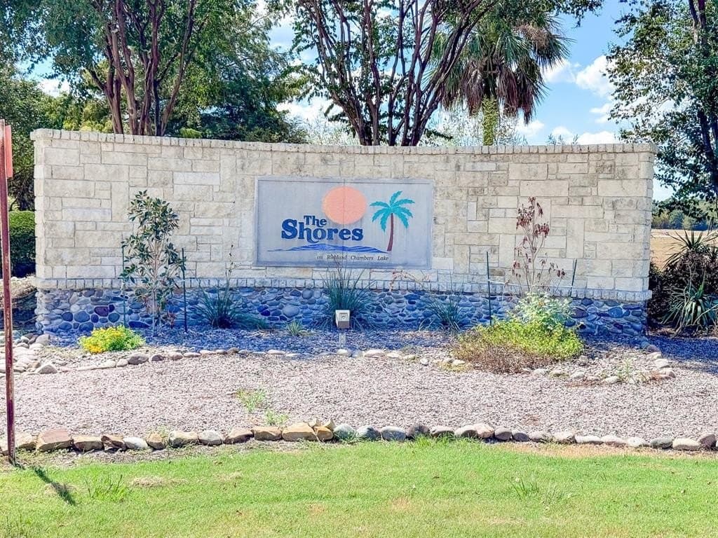 2.02 acres in Navarro County featured view