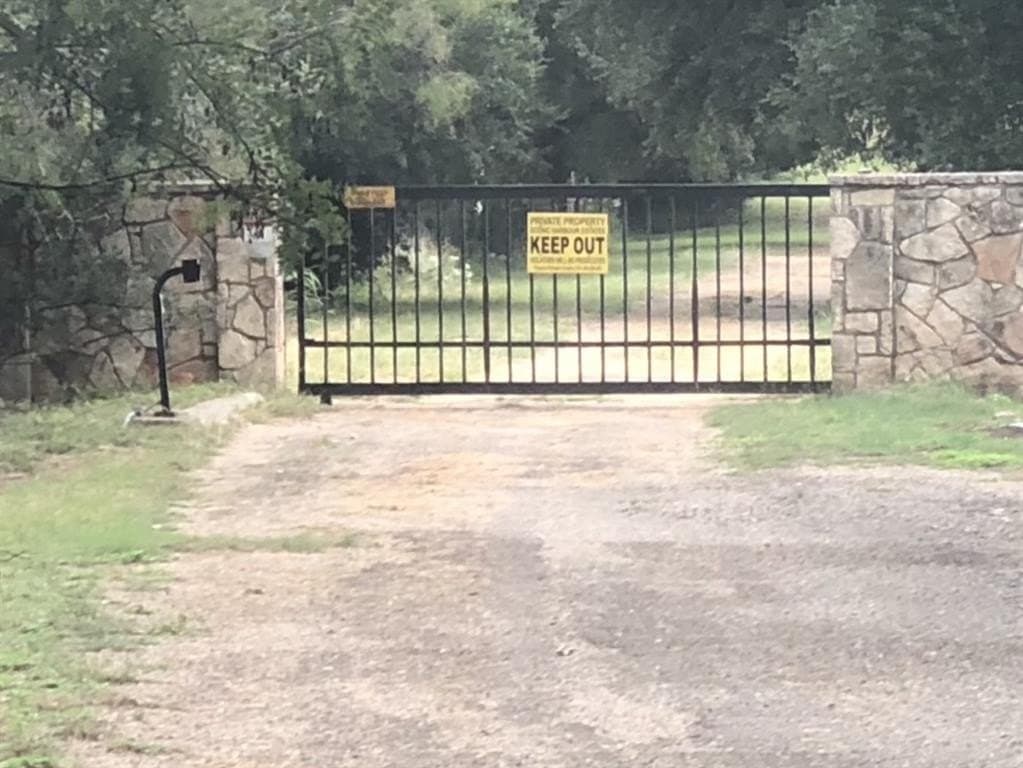 0.52 acres in Bandera County gallery image 4