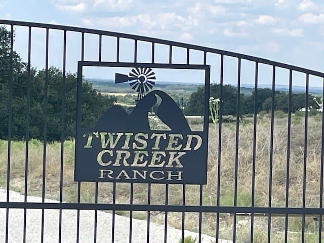 11.95 acres in Comanche County