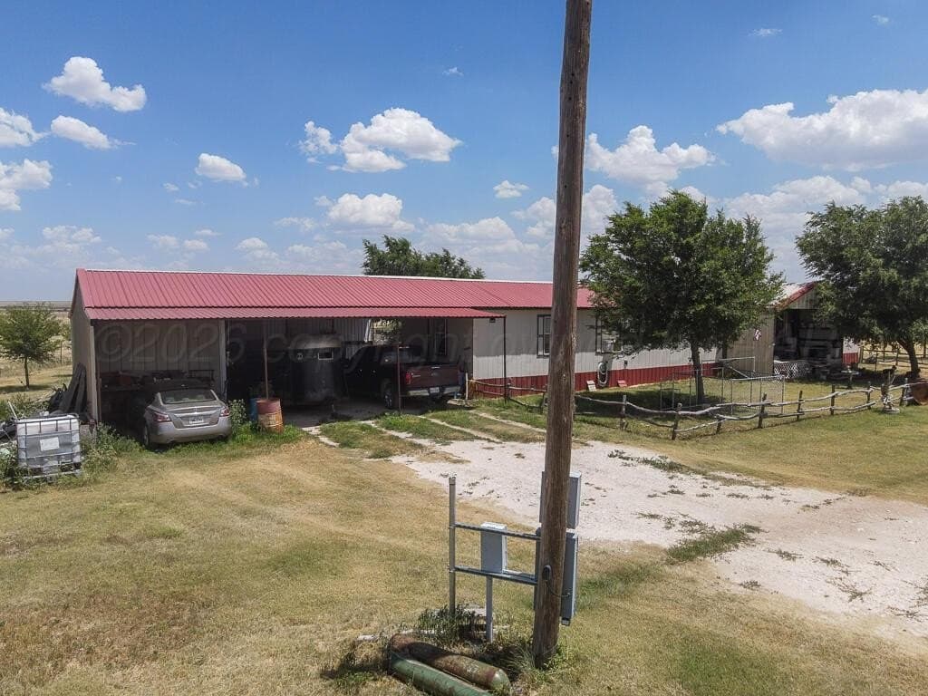 15.53 acres in Hansford County - photo 39
