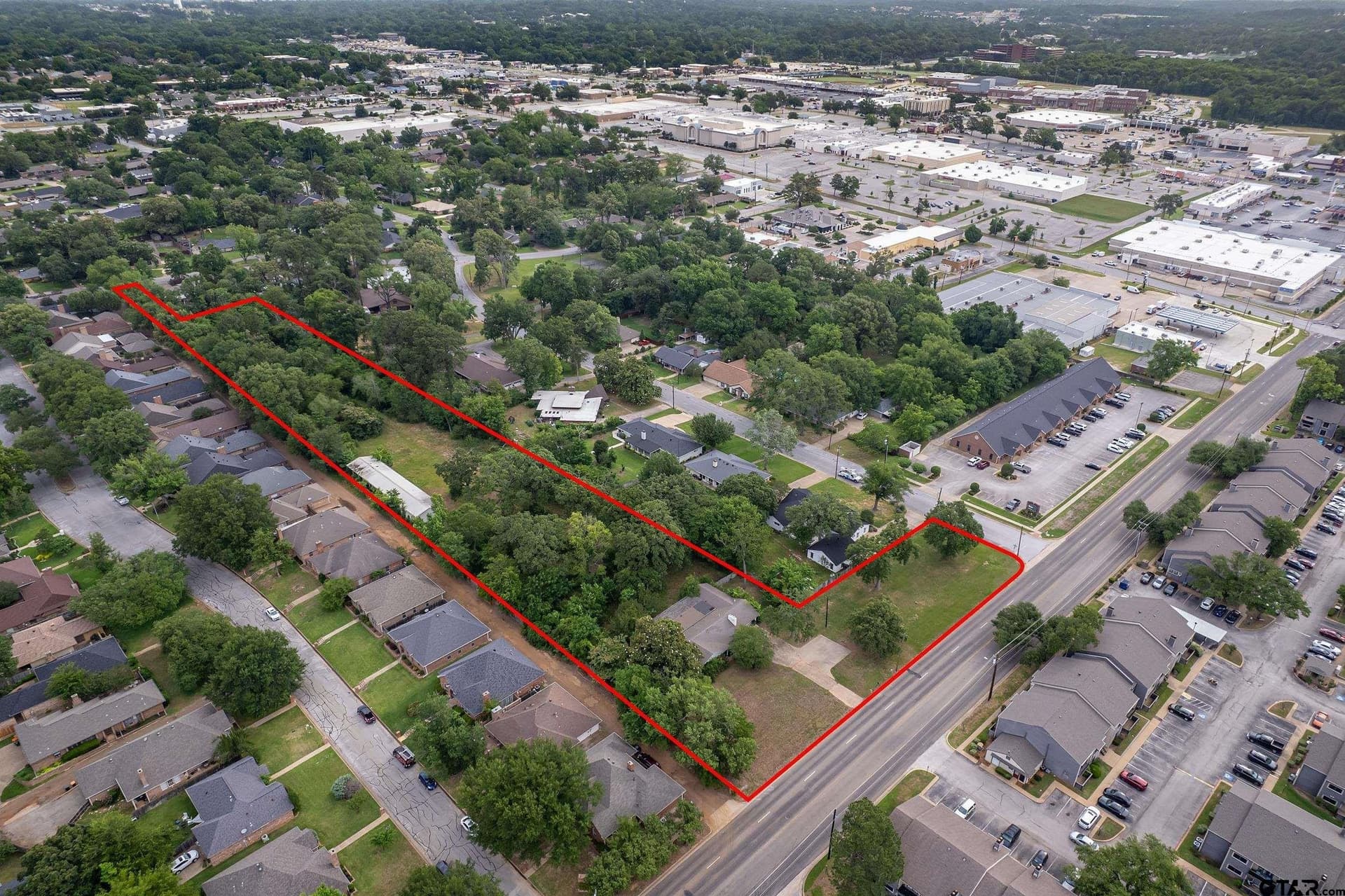 4.05 acres in Smith County