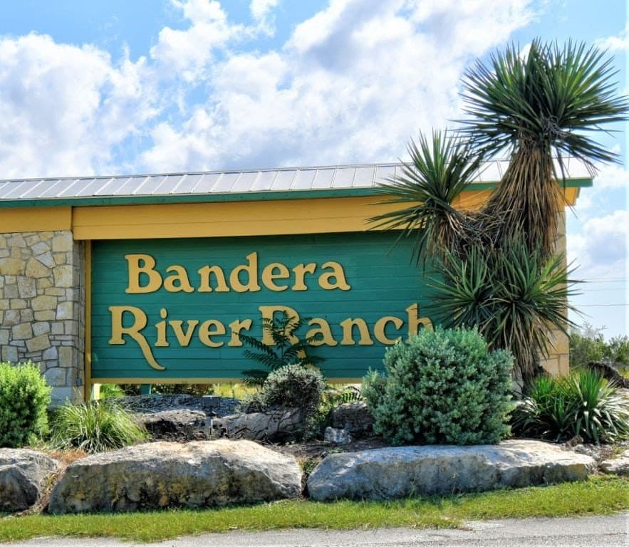 0.65 acres in Bandera County - photo 17