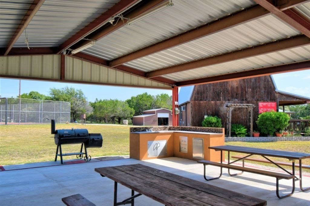 0.65 acres in Bandera County - photo 12