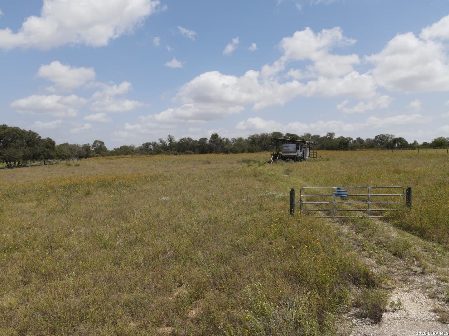 3.25 acres in Atascosa County