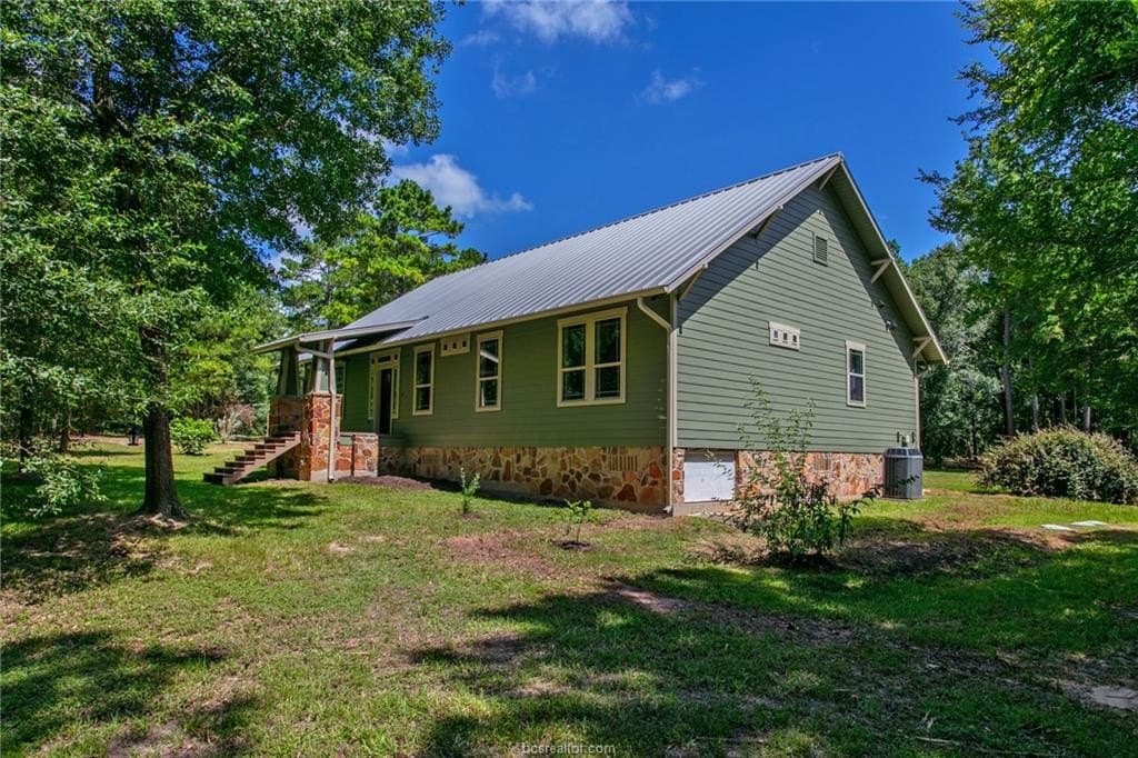 10.01 acres in Grimes County - photo 6