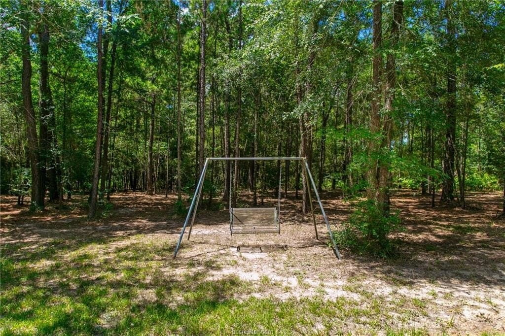 10.01 acres in Grimes County - photo 48