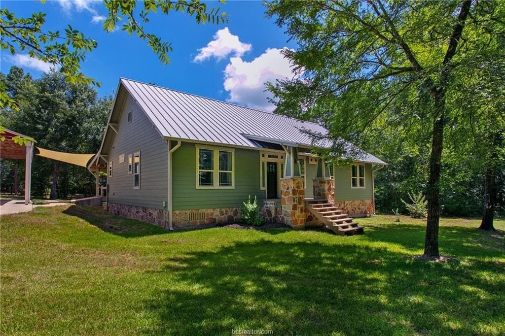 10.01 acres in Grimes County - photo 5