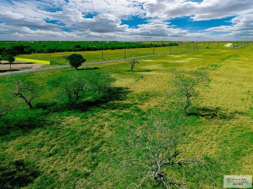 1 acres in CAMERON County - photo 9