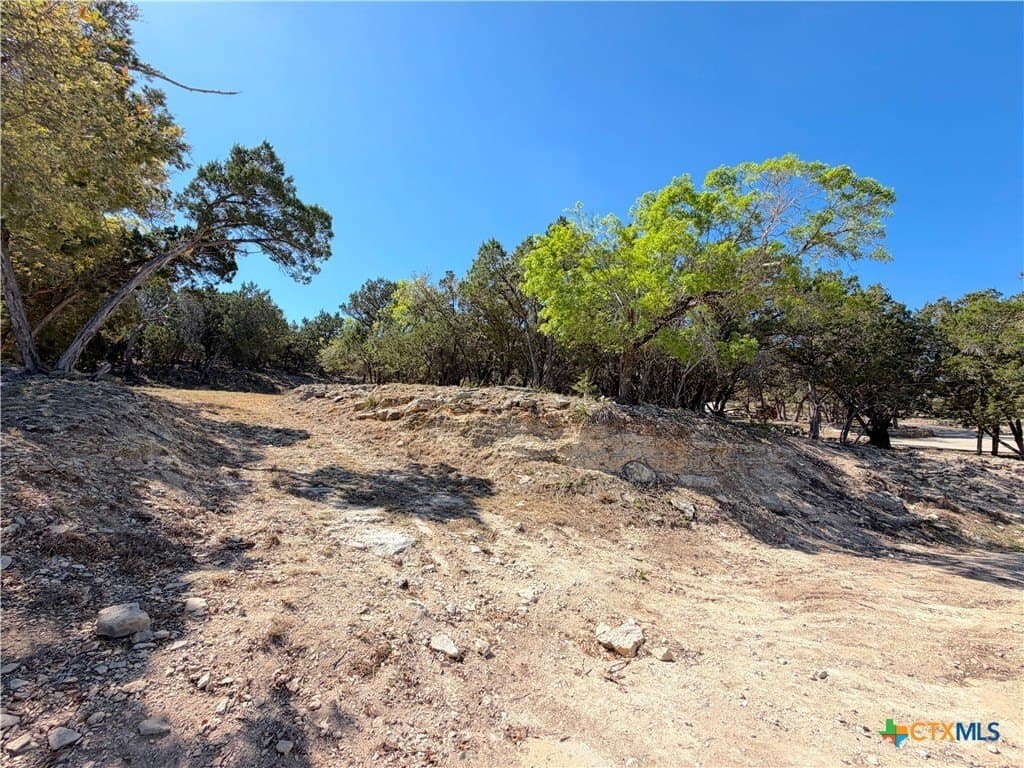 1.09 acres in Comal County - photo 11