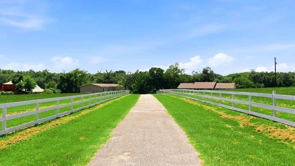 13.48 acres in Henderson County - photo 3
