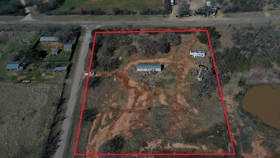 2.5 acres in Erath County gallery image 3