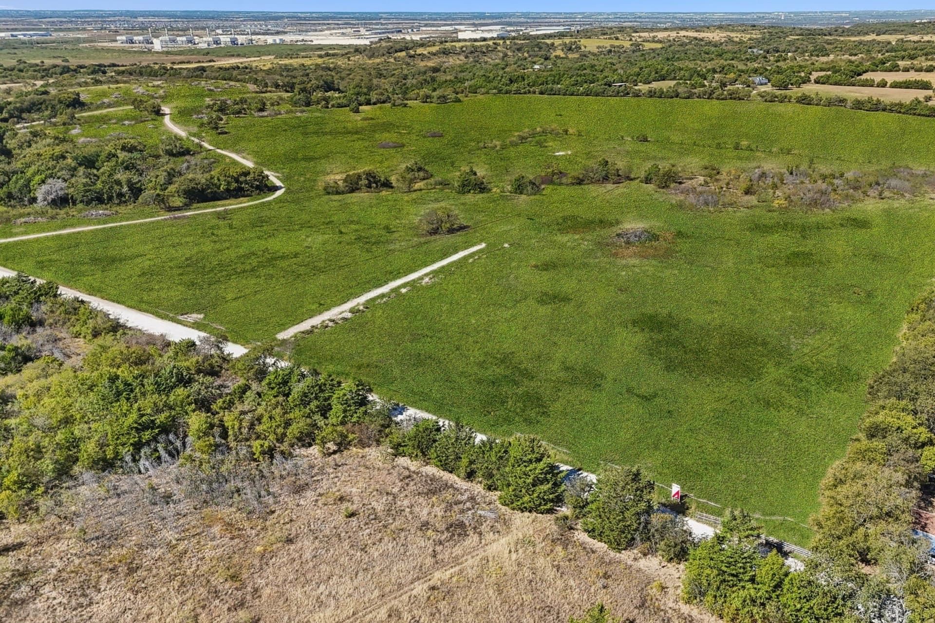18.44 acres in Ellis County - photo 9