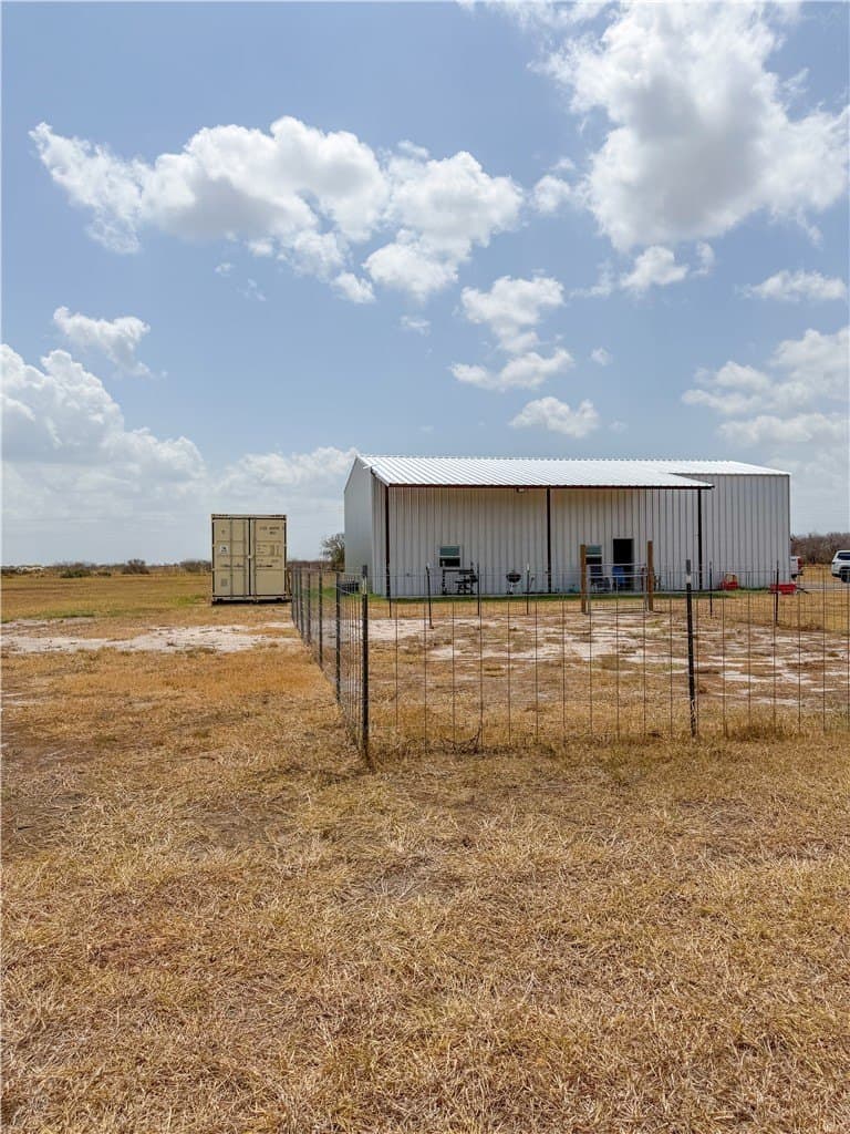 15 acres in Live Oak County - photo 18