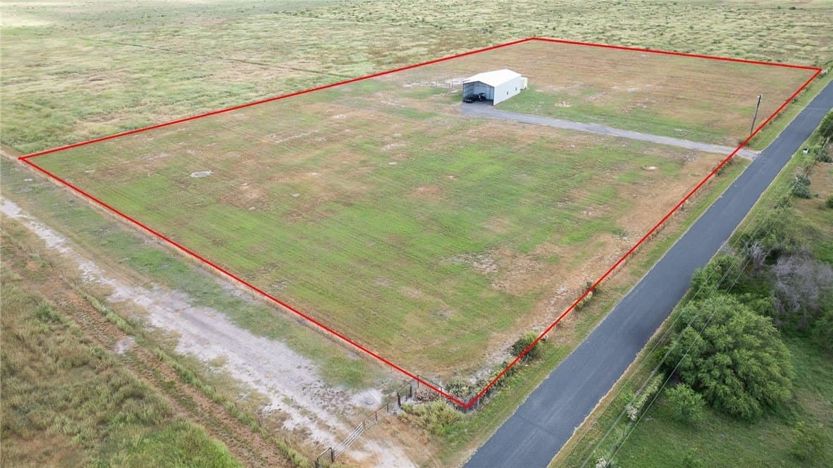 15 acres in Live Oak County - photo 3
