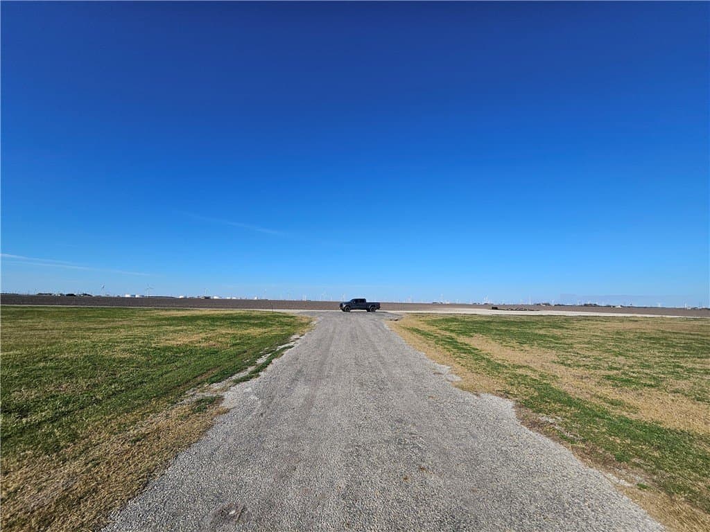 0.58 acres in San Patricio County - photo 3