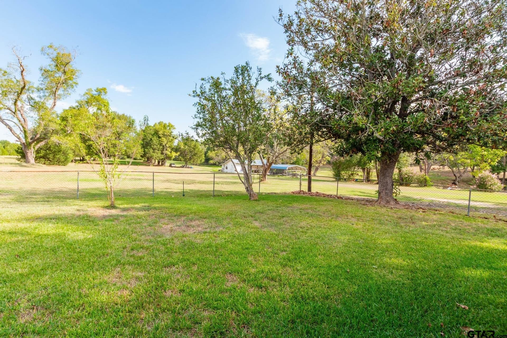 10 acres in Van Zandt County - photo 25
