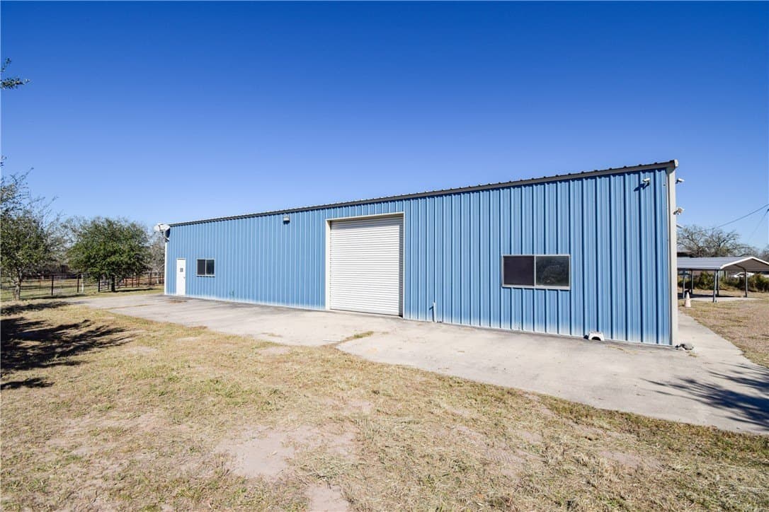 15 acres in San Patricio County - photo 9