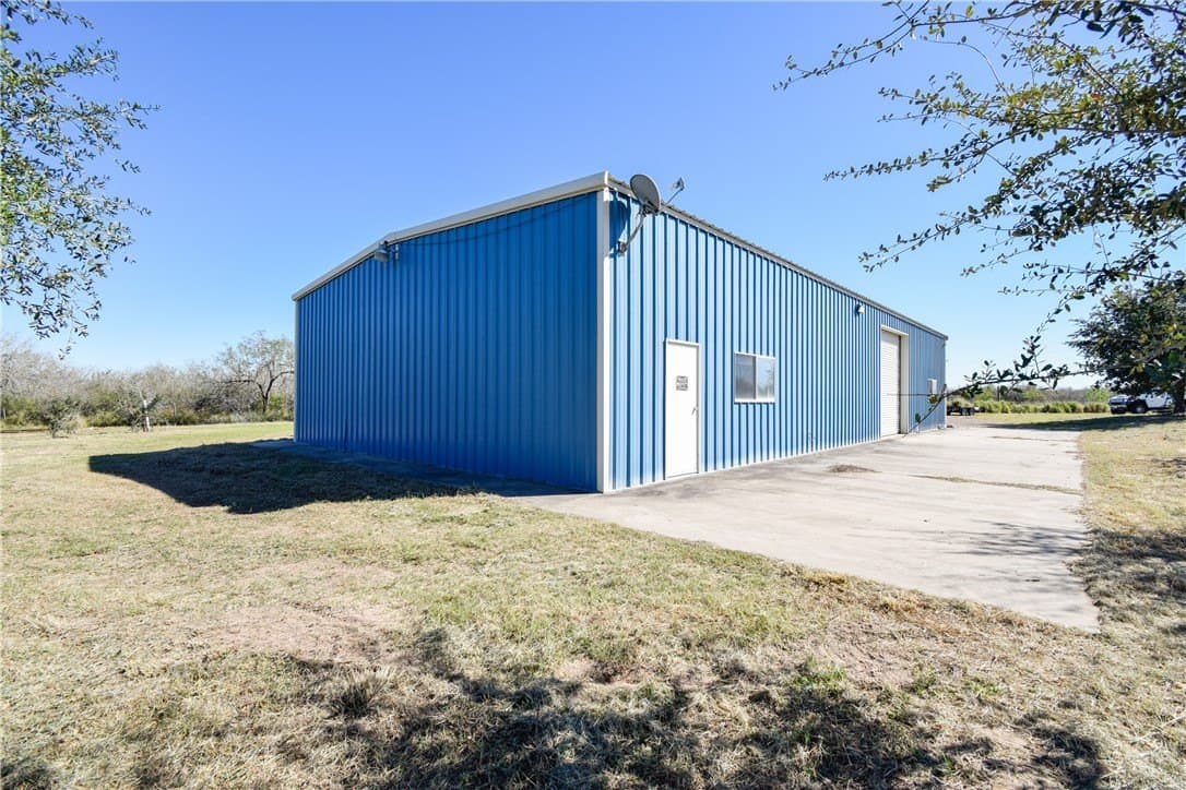 15 acres in San Patricio County - photo 10