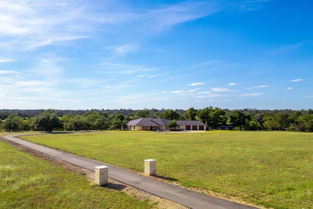 16.2 acres in Gillespie County - photo 7