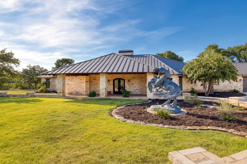 16.2 acres in Gillespie County - photo 9