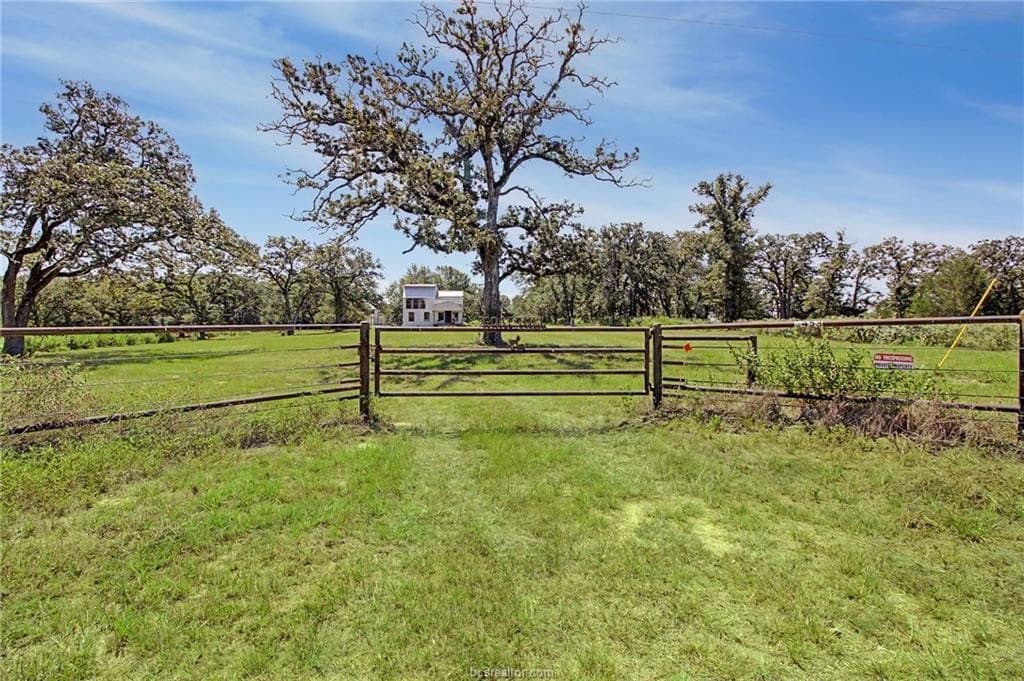11.38 acres in Milam County - photo 34