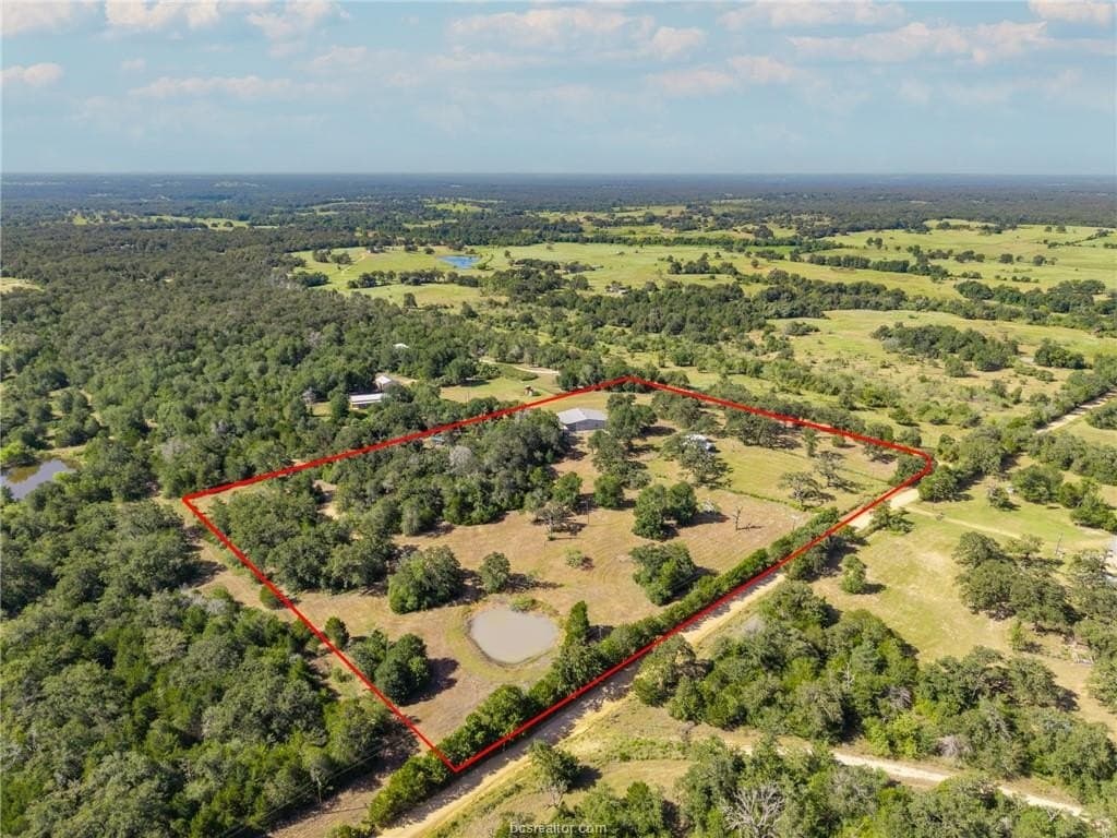 11.38 acres in Milam County - photo 3
