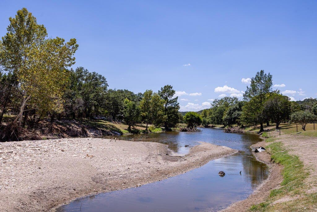 7.77 acres in Kerr County - photo 44
