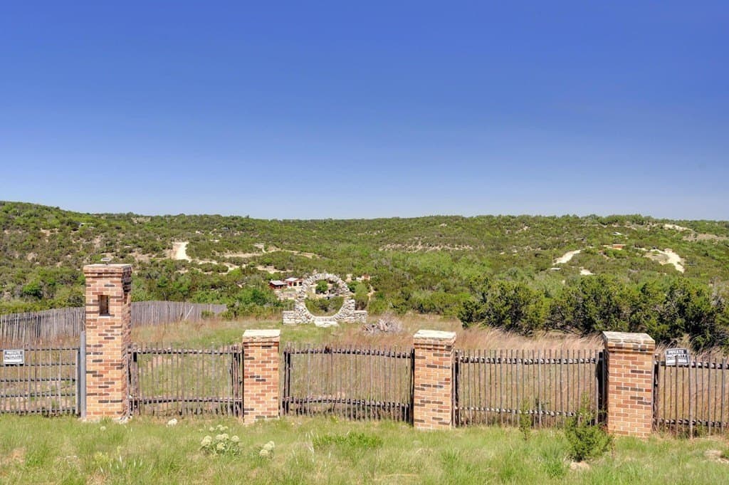 18.02 acres in Comal County - photo 56