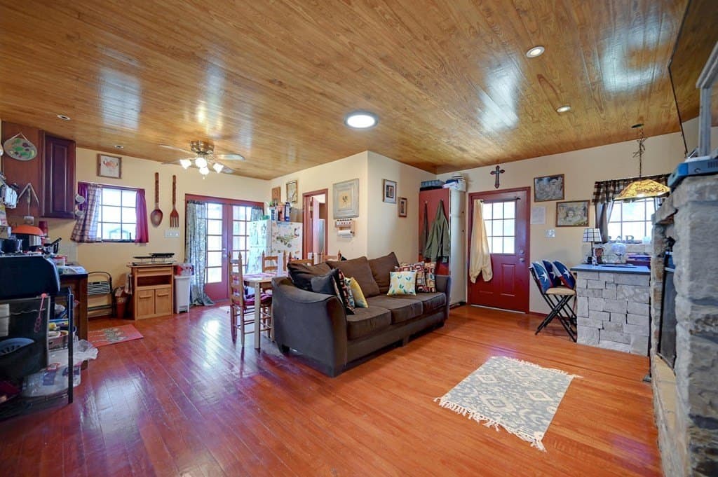 18.02 acres in Comal County - photo 31