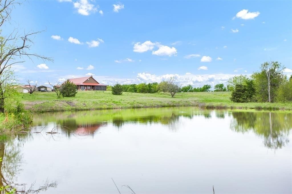 51.87 acres in Grayson County