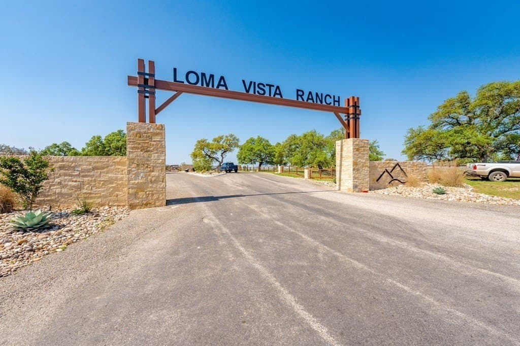 6.09 acres in Kerr County - photo 14