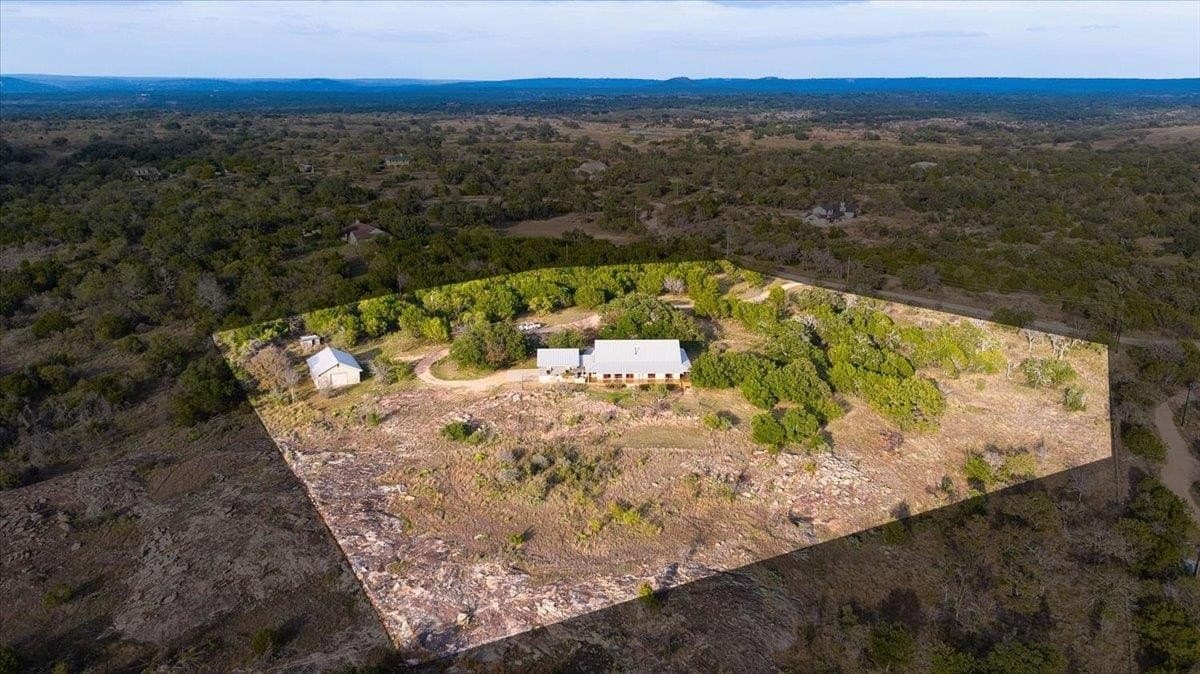 10 acres in Burnet County - photo 2