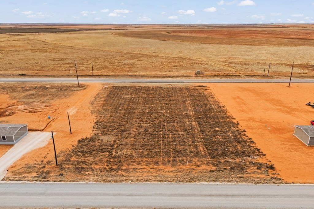 1.44 acres in Gaines County gallery image 2