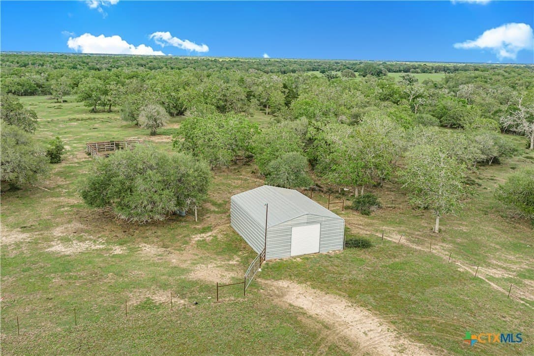 23.25 acres in DeWitt County - photo 31