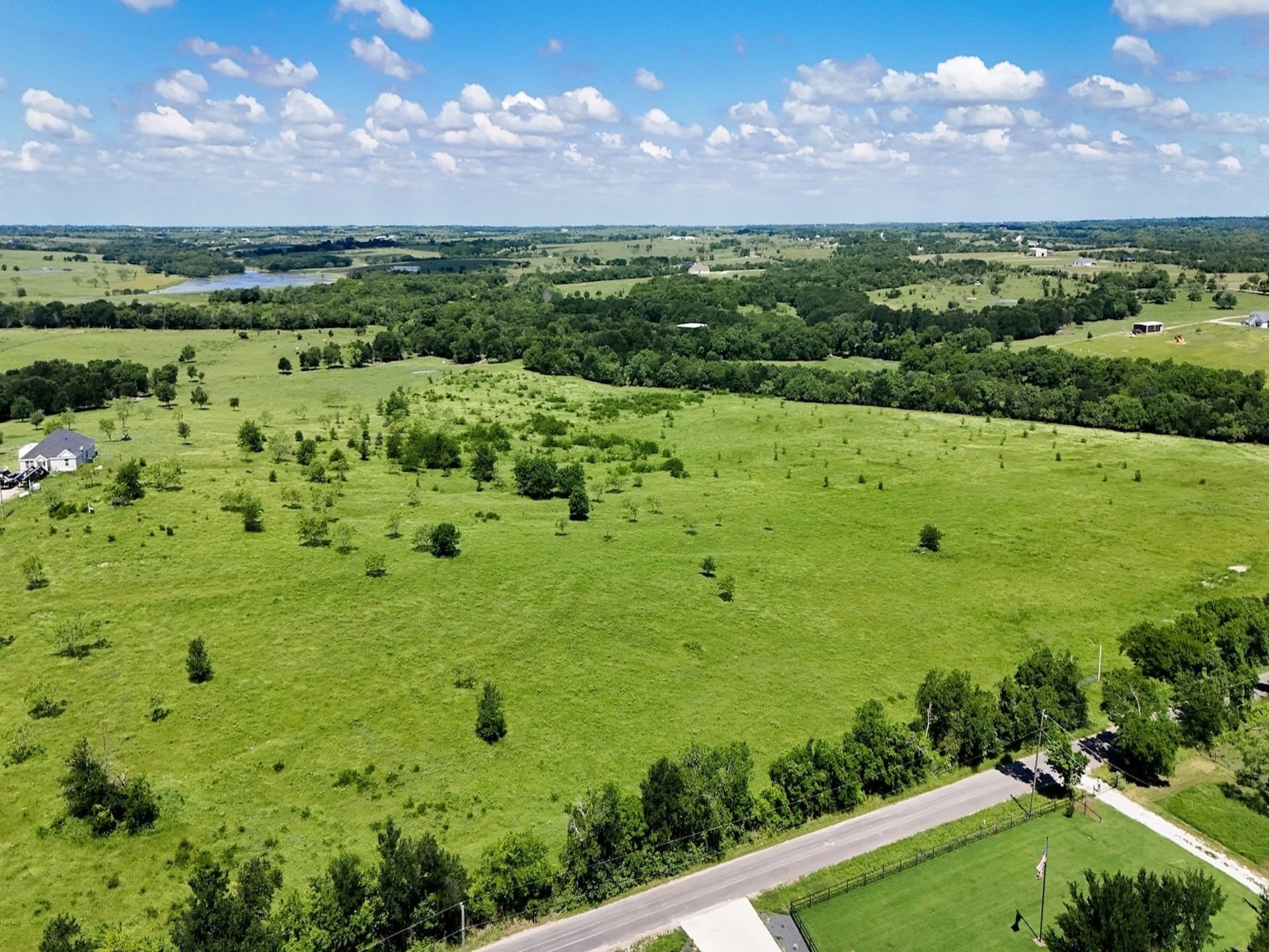 7.77 acres in Ellis County - photo 5