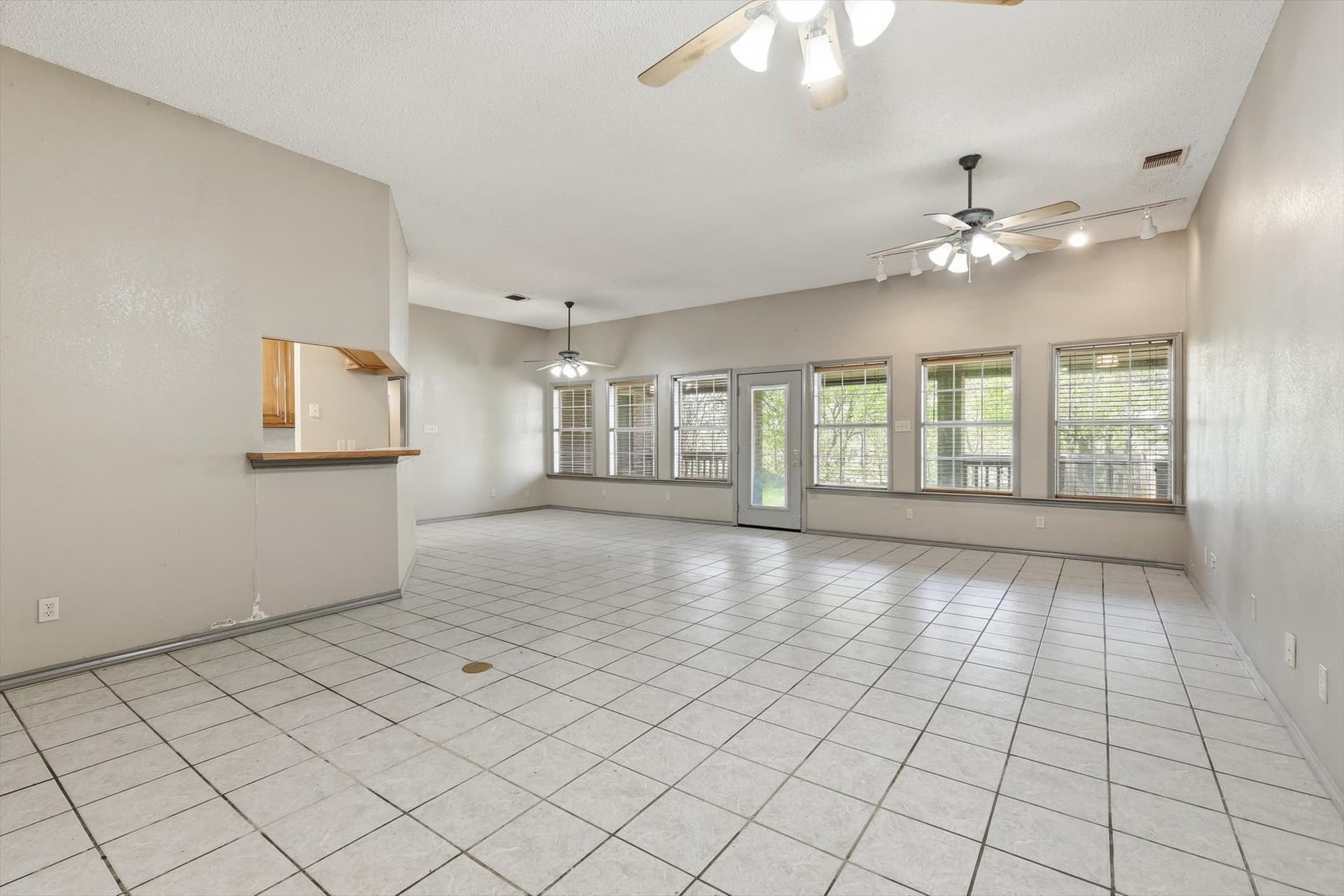 11.23 acres in Wise County - photo 4