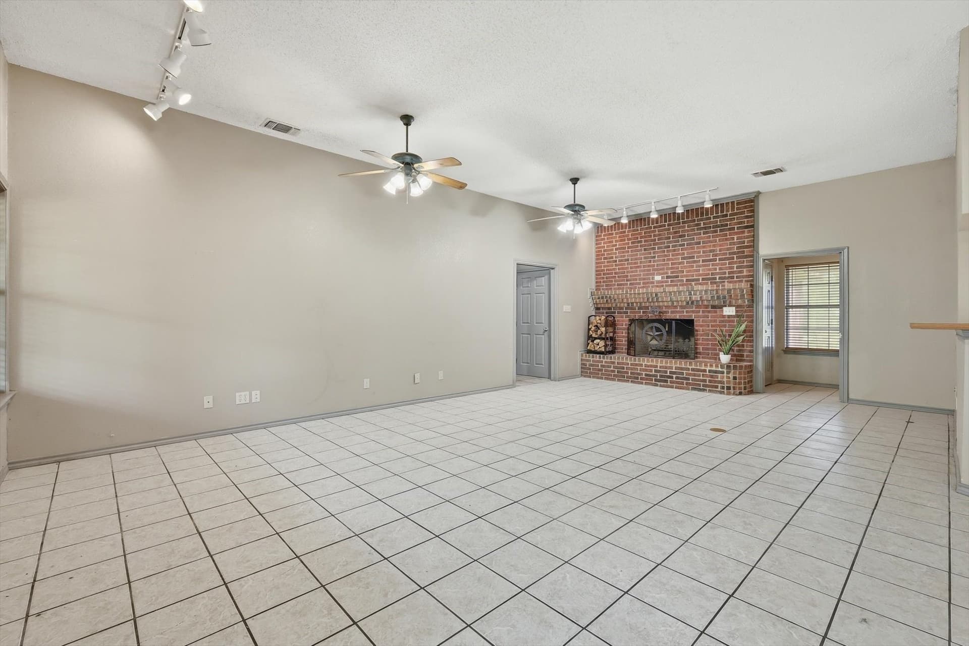 11.23 acres in Wise County - photo 6