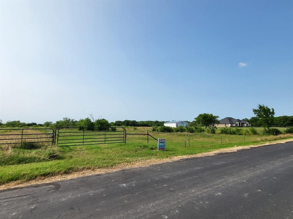 4.05 acres in Navarro County featured view