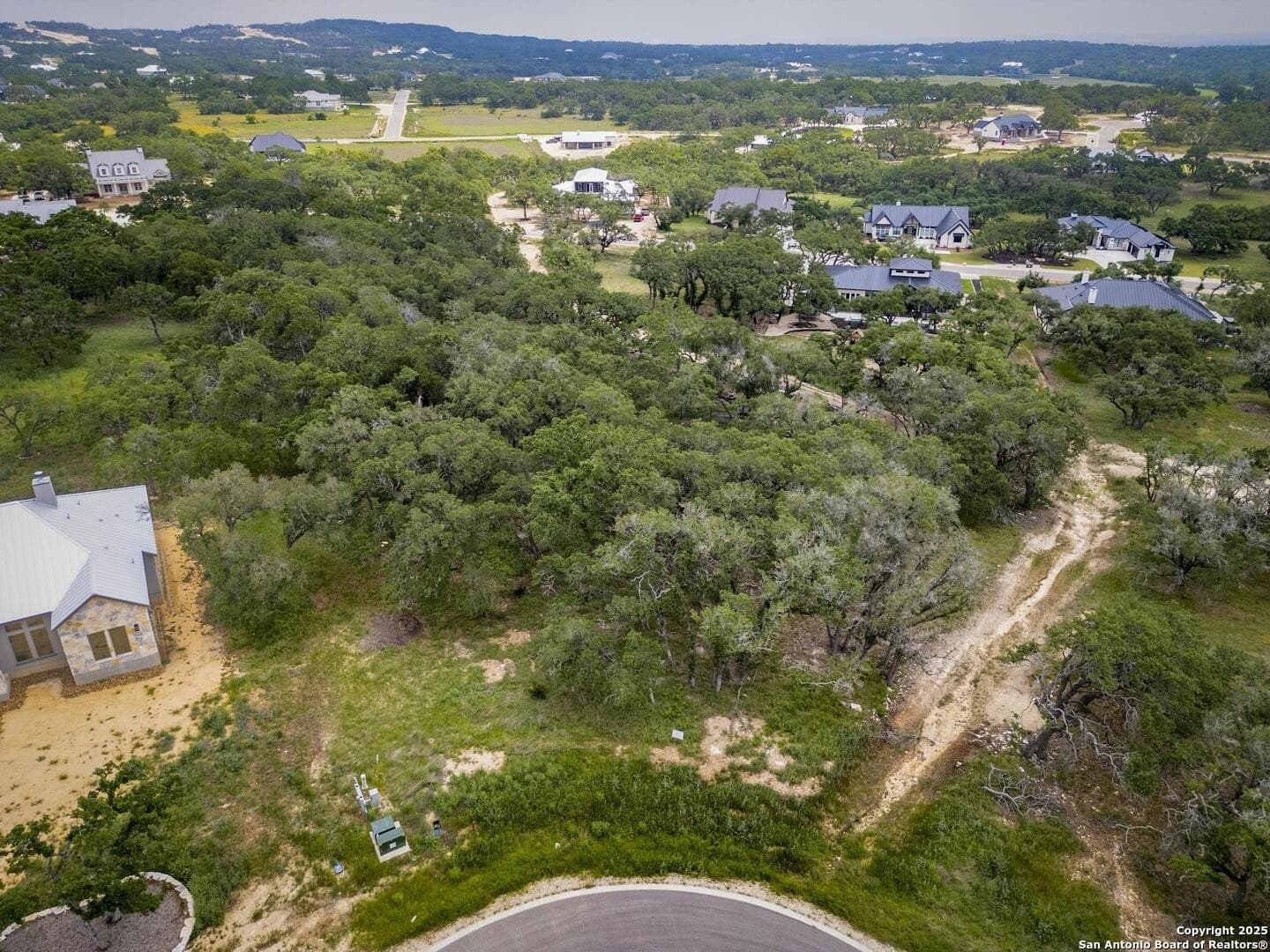 1.01 acres in Comal County gallery image 2