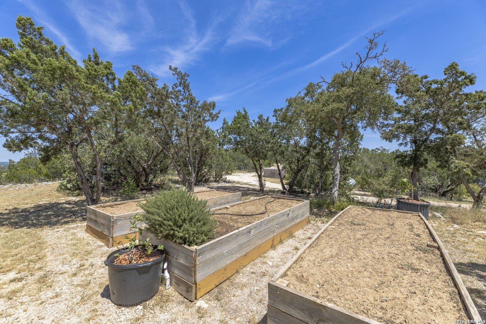 425.38 acres in Edwards County - photo 26