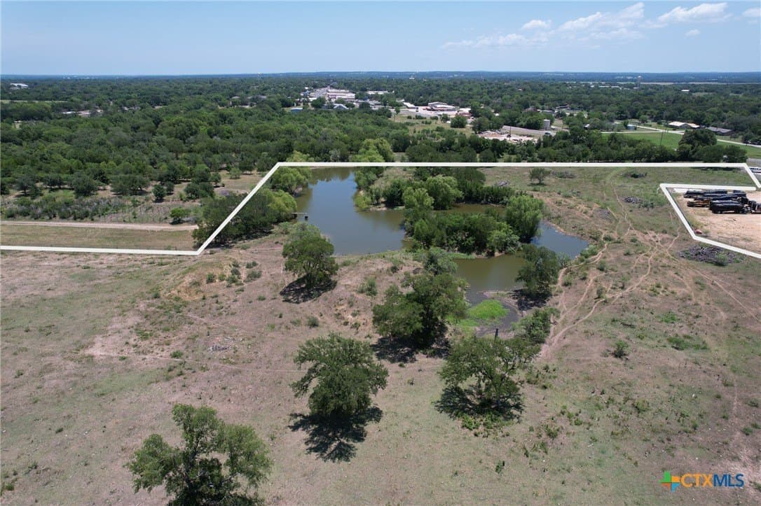 28.28 acres in Milam County - photo 5