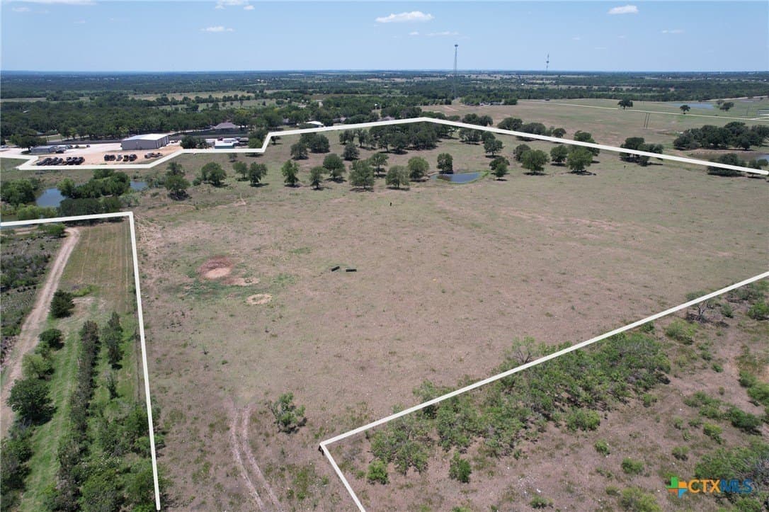 28.28 acres in Milam County - photo 8