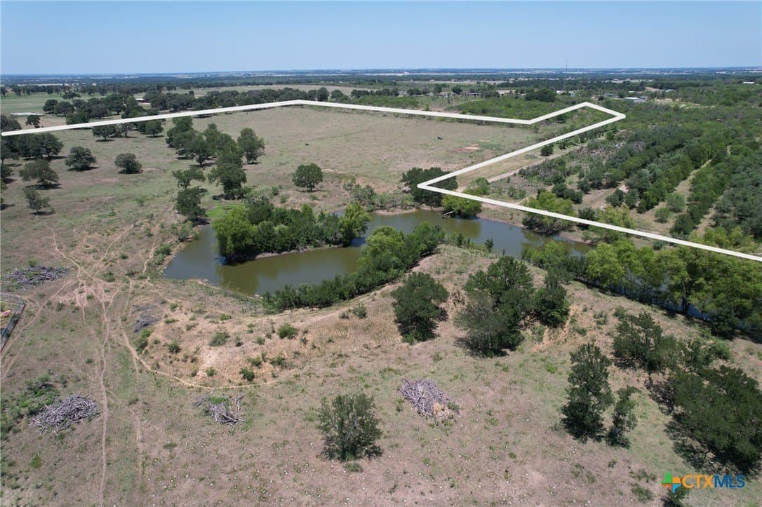 28.28 acres in Milam County - photo 6