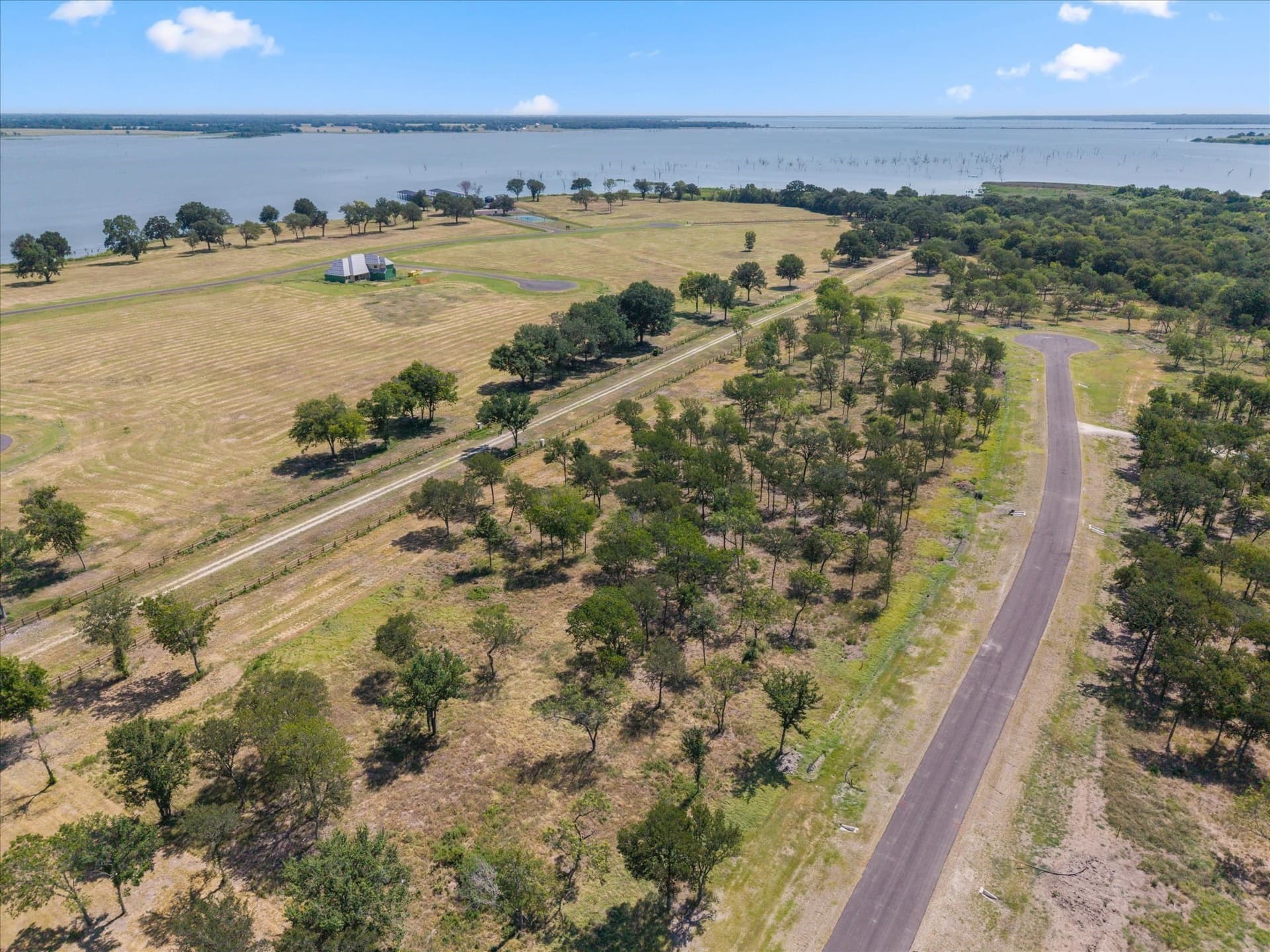 1.01 acres in Navarro County - photo 17