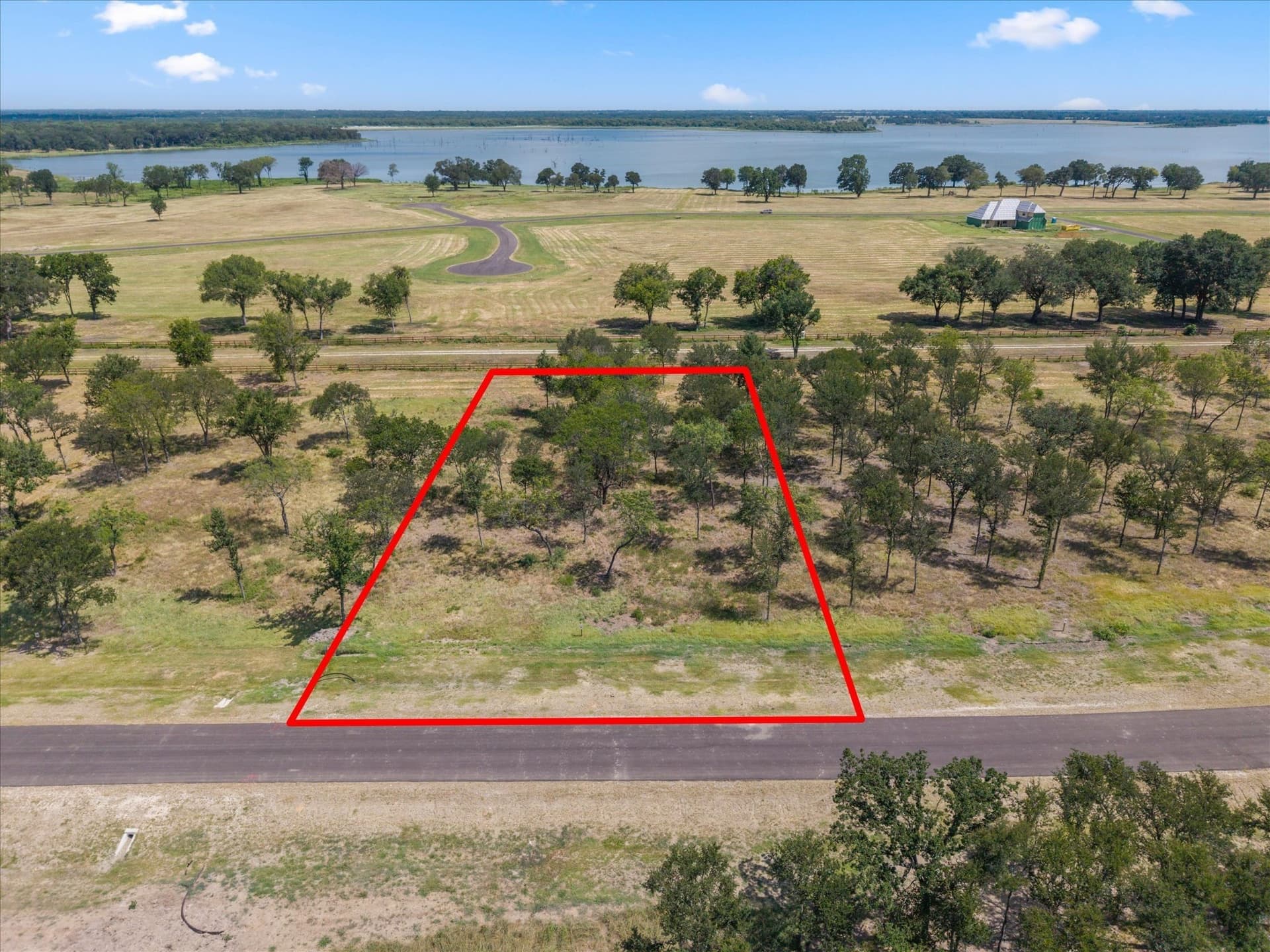 1.01 acres in Navarro County - photo 12
