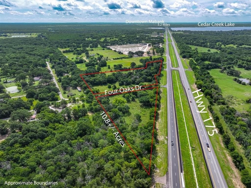 10.83 acres in Kaufman County gallery image 2
